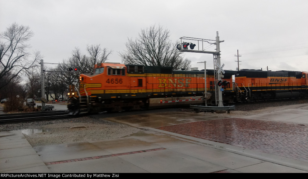 BNSF 4656 275